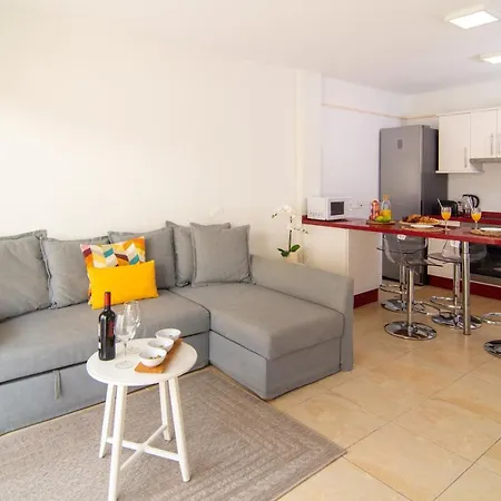 Апартаменты Apartamento El Puertito Le Petit Palace Пуэртито-де-Гуимар